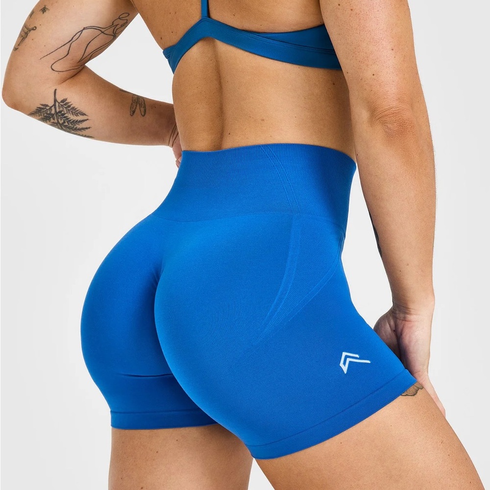 NWT Oner Active Effortless Seamless Shorts in Oasis Blue (M)